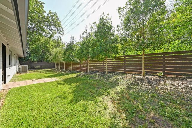 3305 Santa Monica DR, Austin, TX 78741