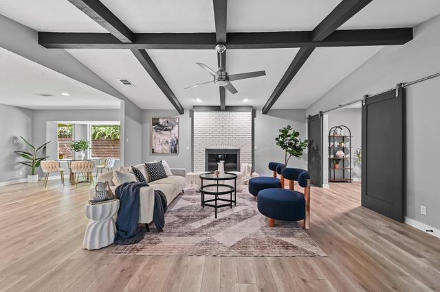 3305 Santa Monica DR, Austin, TX 78741