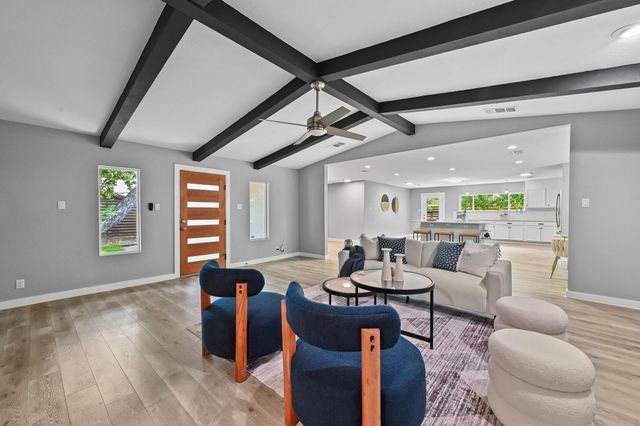 3305 Santa Monica DR, Austin, TX 78741