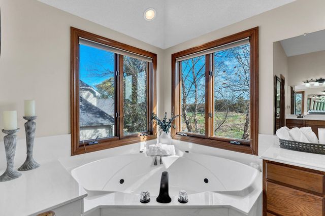 1015 Terradyne Cir, Andover, KS 67002