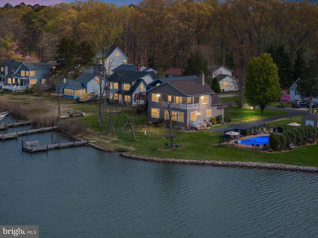 Image 1 of property listing at 5936 SNEED DR, Deale, MD 20751