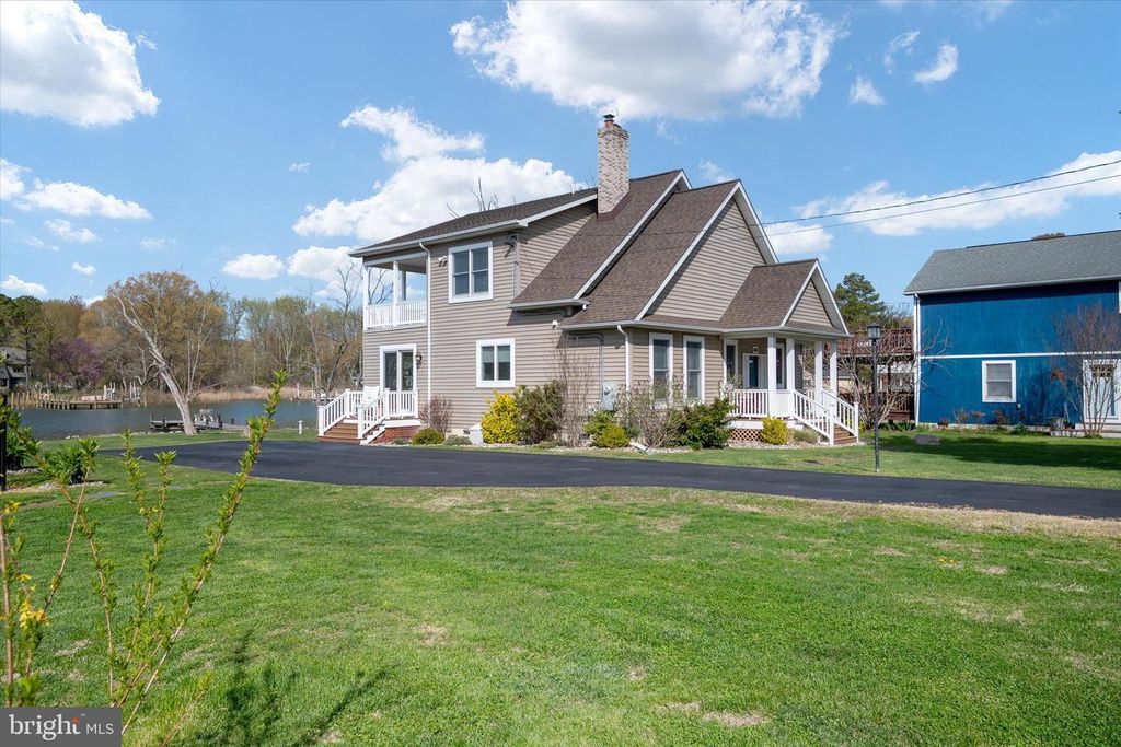 Image 10 of property listing at 5936 SNEED DR, Deale, MD 20751