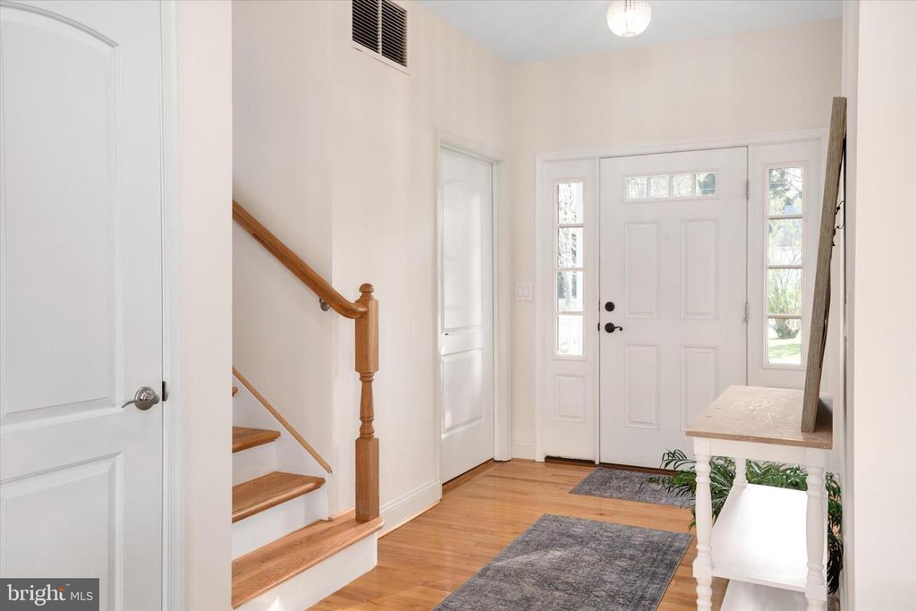 Image 26 of property listing at 5936 SNEED DR, Deale, MD 20751