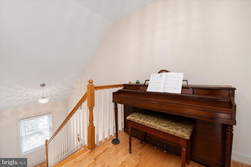 Image 27 of property listing at 5936 SNEED DR, Deale, MD 20751