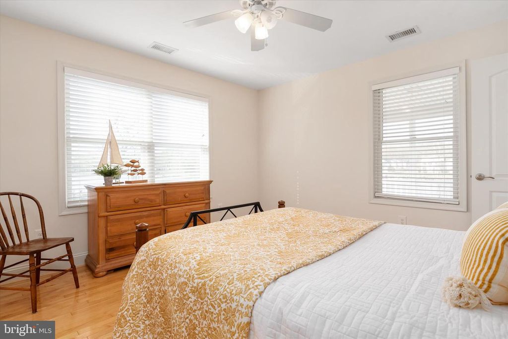 Image 29 of property listing at 5936 SNEED DR, Deale, MD 20751