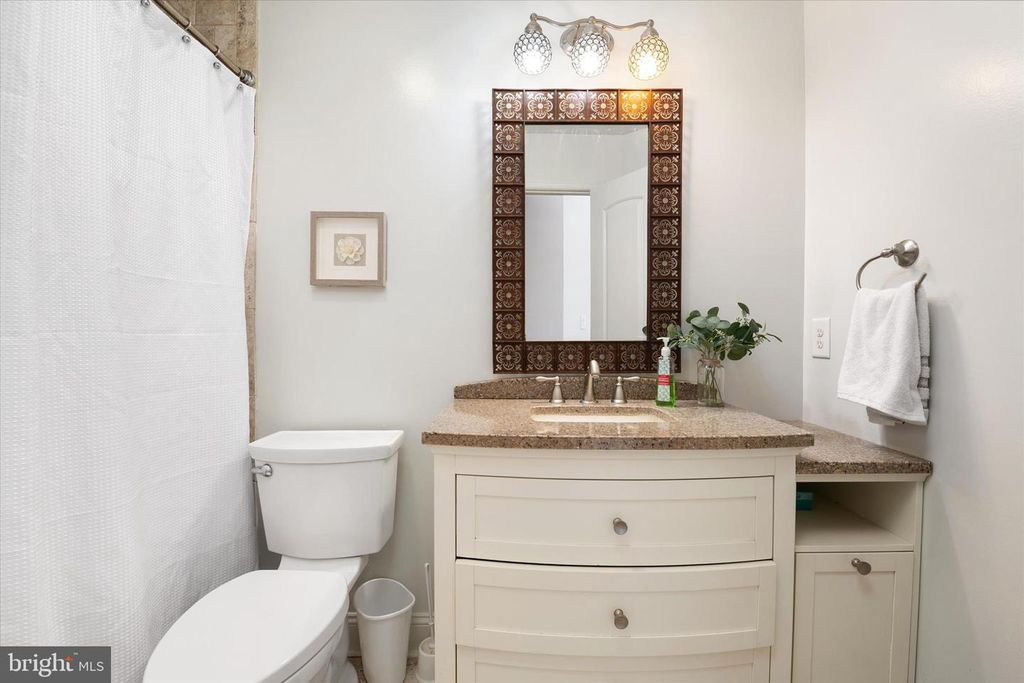 Image 35 of property listing at 5936 SNEED DR, Deale, MD 20751