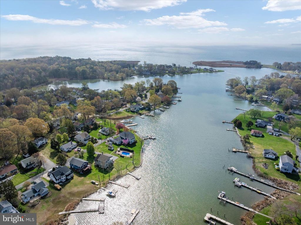 Image 45 of property listing at 5936 SNEED DR, Deale, MD 20751