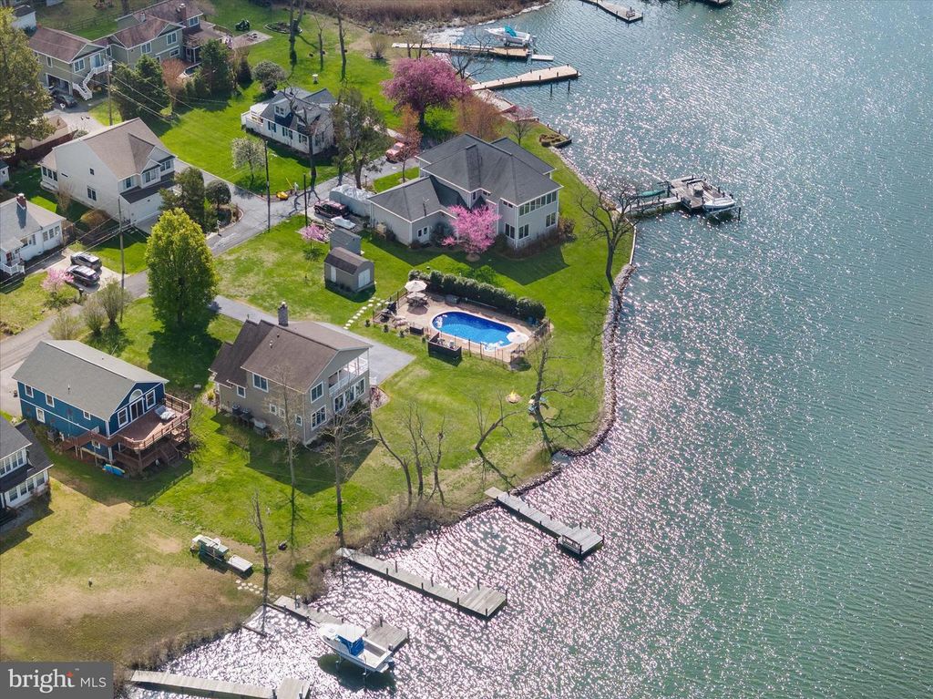 Image 46 of property listing at 5936 SNEED DR, Deale, MD 20751