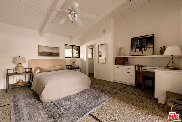 28611 Bamfield Drive, Agoura Hills, CA 91301