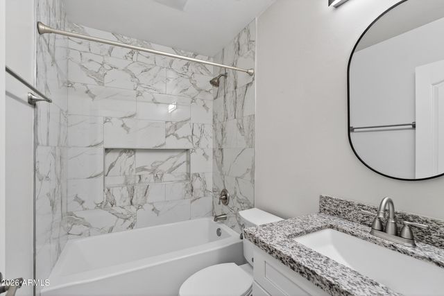 1365 E BETSY Lane, Gilbert, AZ 85296