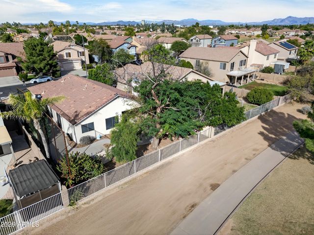 1365 E BETSY Lane, Gilbert, AZ 85296