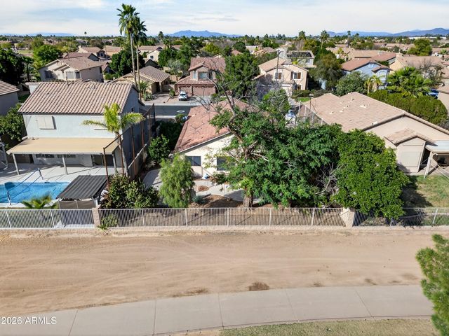 1365 E BETSY Lane, Gilbert, AZ 85296