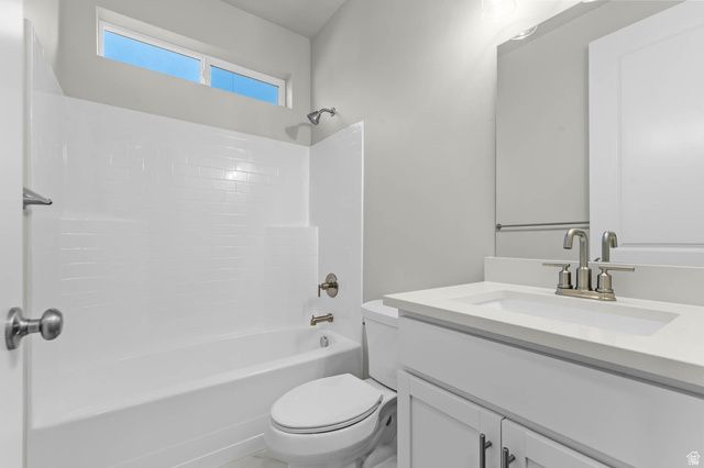 6587 N BALD KNL, Eagle Mountain, UT 84005