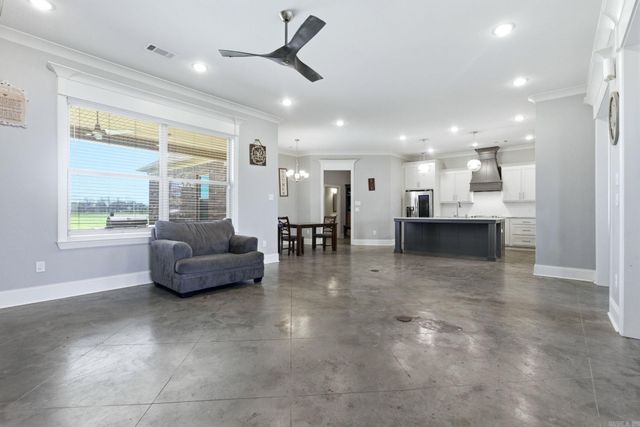 12802 Smarty Jones Dr, Scott, AR 72142