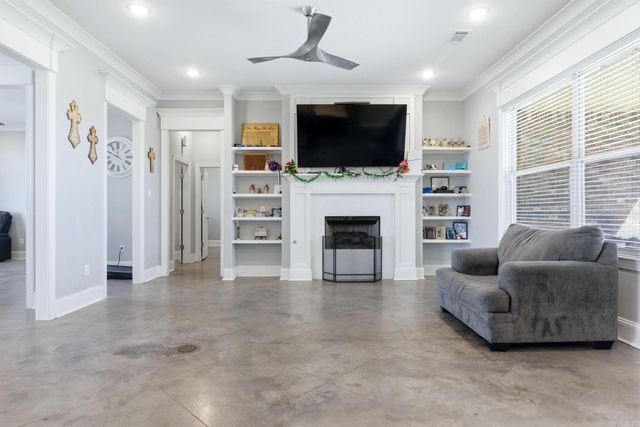 12802 Smarty Jones Dr, Scott, AR 72142