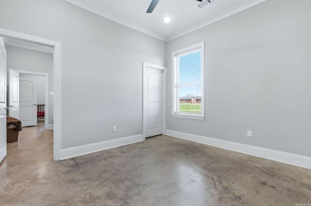 12802 Smarty Jones Dr, Scott, AR 72142