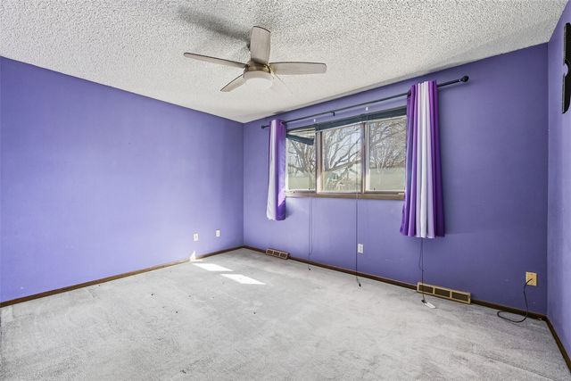 2248 Russell Drive, Iowa City, IA 52240