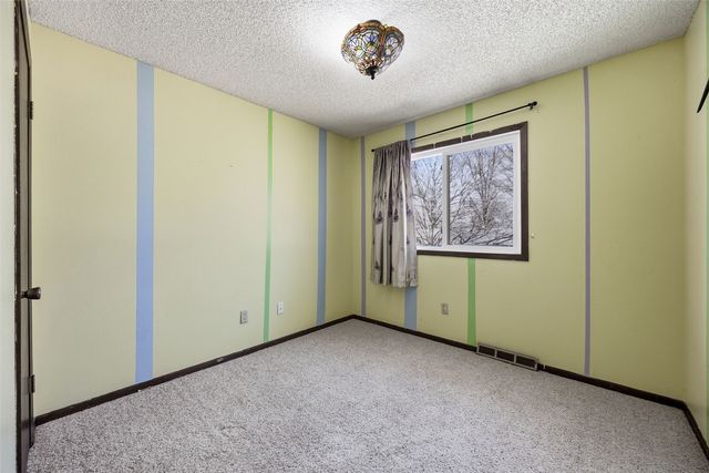 2248 Russell Drive, Iowa City, IA 52240