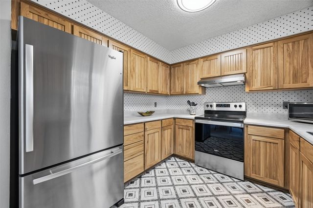 2248 Russell Drive, Iowa City, IA 52240