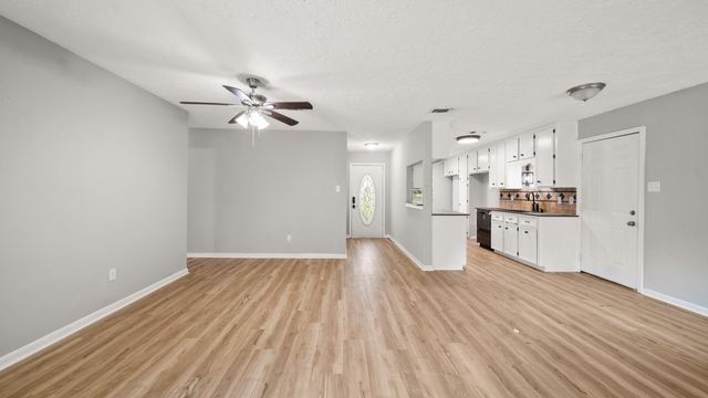 13810 S Goodyear Road, Old River-winfree, TX 77535