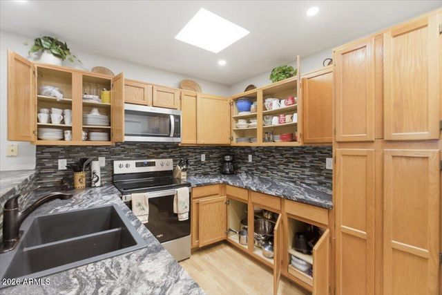 14300 W BELL Road 211, Surprise, AZ 85374