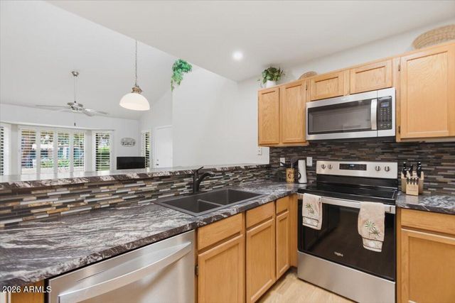 14300 W BELL Road 211, Surprise, AZ 85374