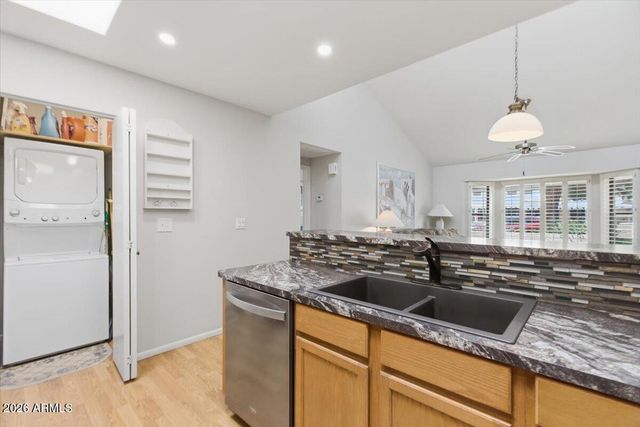 14300 W BELL Road 211, Surprise, AZ 85374