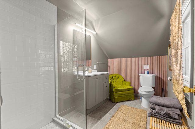 30706 Everett Street, Southfield, MI 48076