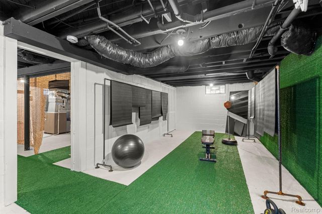 30706 Everett Street, Southfield, MI 48076