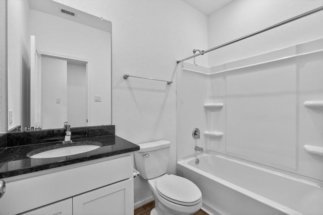 622 Yaupon Holly Drive, Rosenberg, TX 77471