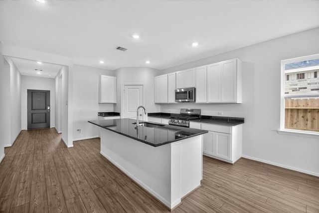 622 Yaupon Holly Drive, Rosenberg, TX 77471