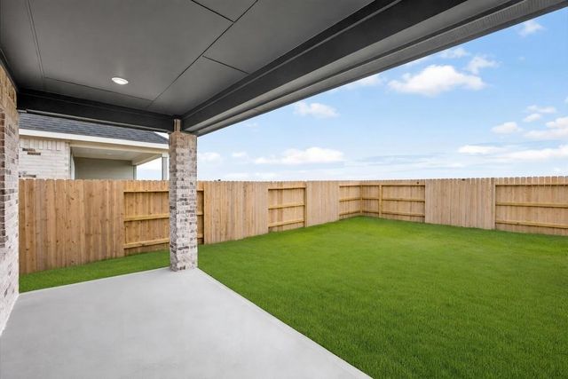 622 Yaupon Holly Drive, Rosenberg, TX 77471