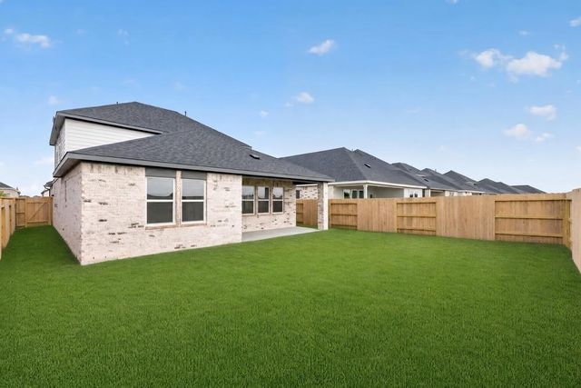 622 Yaupon Holly Drive, Rosenberg, TX 77471