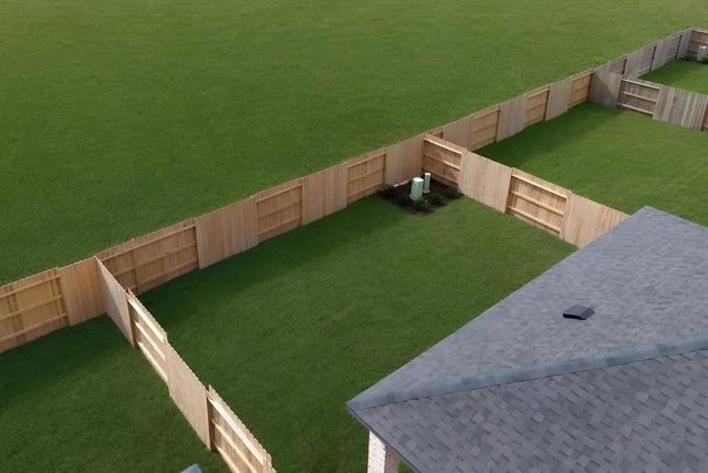 622 Yaupon Holly Drive, Rosenberg, TX 77471