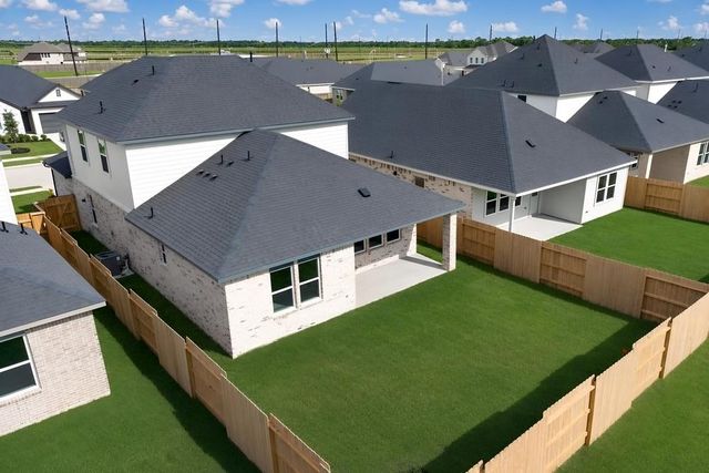 622 Yaupon Holly Drive, Rosenberg, TX 77471