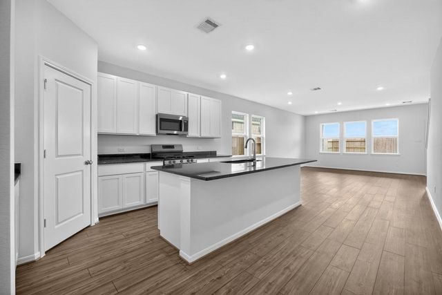 622 Yaupon Holly Drive, Rosenberg, TX 77471