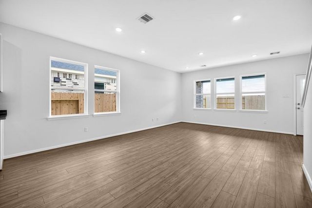 622 Yaupon Holly Drive, Rosenberg, TX 77471