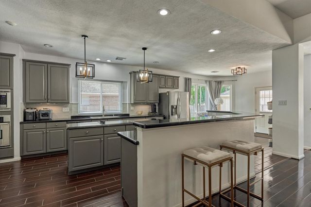 2 Candlenut Place, The Woodlands, TX 77381