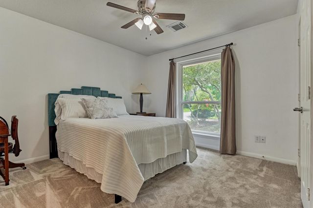 2 Candlenut Place, The Woodlands, TX 77381