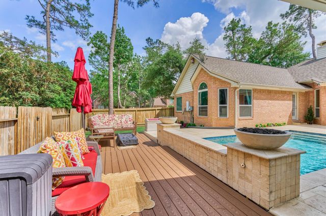 2 Candlenut Place, The Woodlands, TX 77381