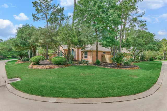 2 Candlenut Place, The Woodlands, TX 77381