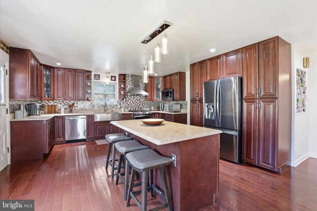 1516 REDWOOD LN, Wyncote, PA 19095