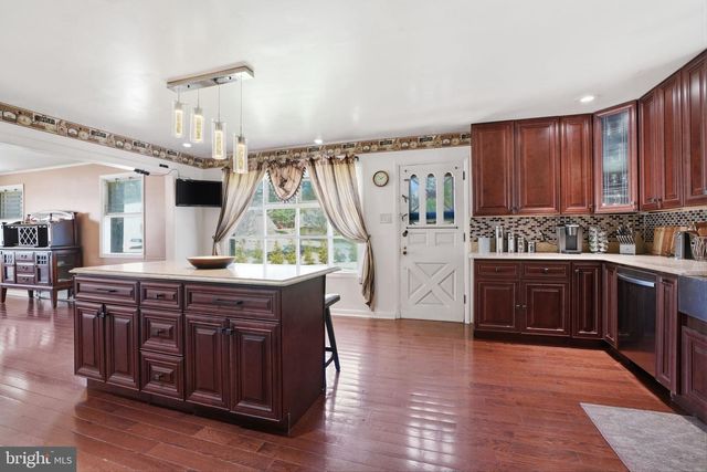 1516 REDWOOD LN, Wyncote, PA 19095