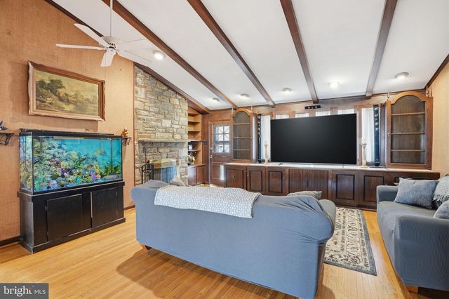 1516 REDWOOD LN, Wyncote, PA 19095