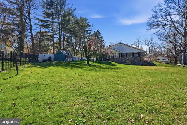 1516 REDWOOD LN, Wyncote, PA 19095