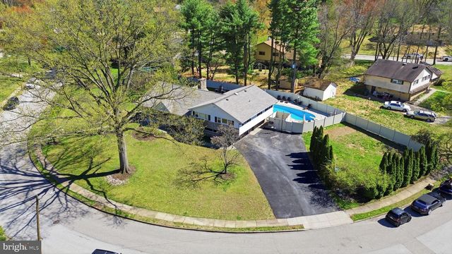 1516 REDWOOD LN, Wyncote, PA 19095