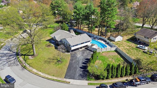 1516 REDWOOD LN, Wyncote, PA 19095