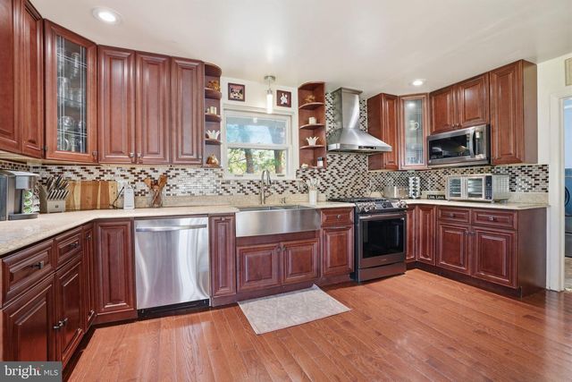 1516 REDWOOD LN, Wyncote, PA 19095