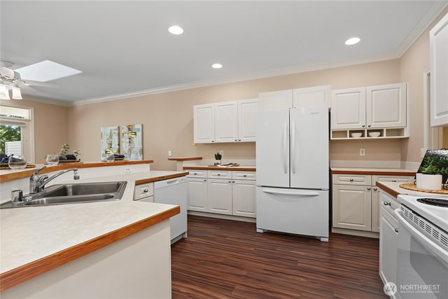 8819 69th Court St SW, Lakewood, WA 98498