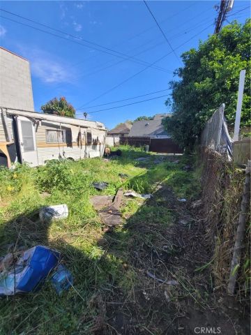 4010 Wall, Los Angeles, CA 90011